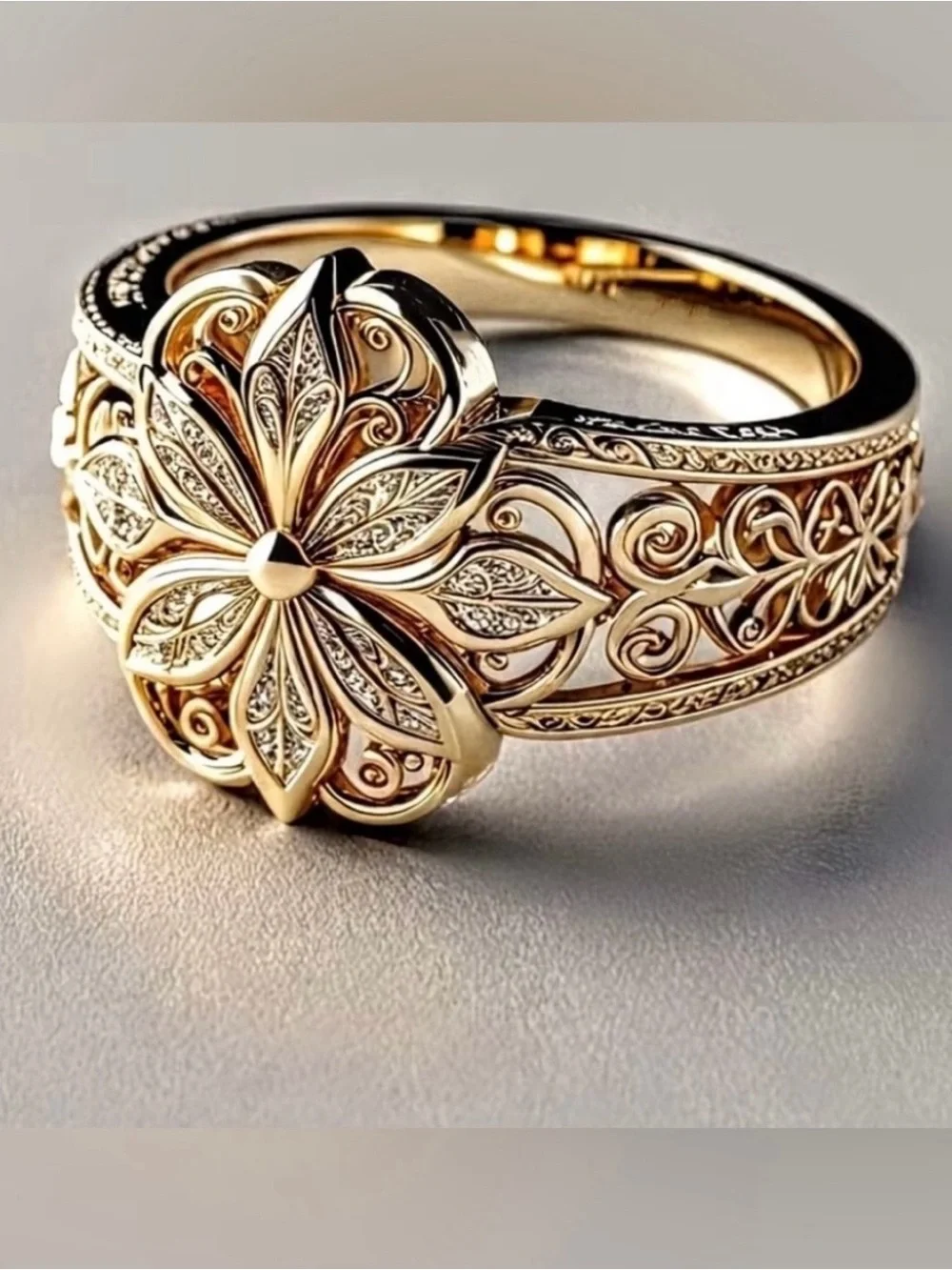 Gold Tone Floral Filigree Fashion Ring-NWOT-Size 7.5